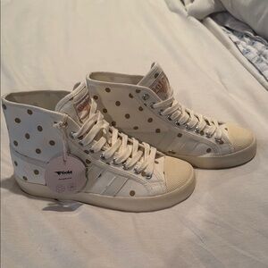 Gola Coaster High-top Sneaker- white canvas with gold polka dots. Size 6. NWT!